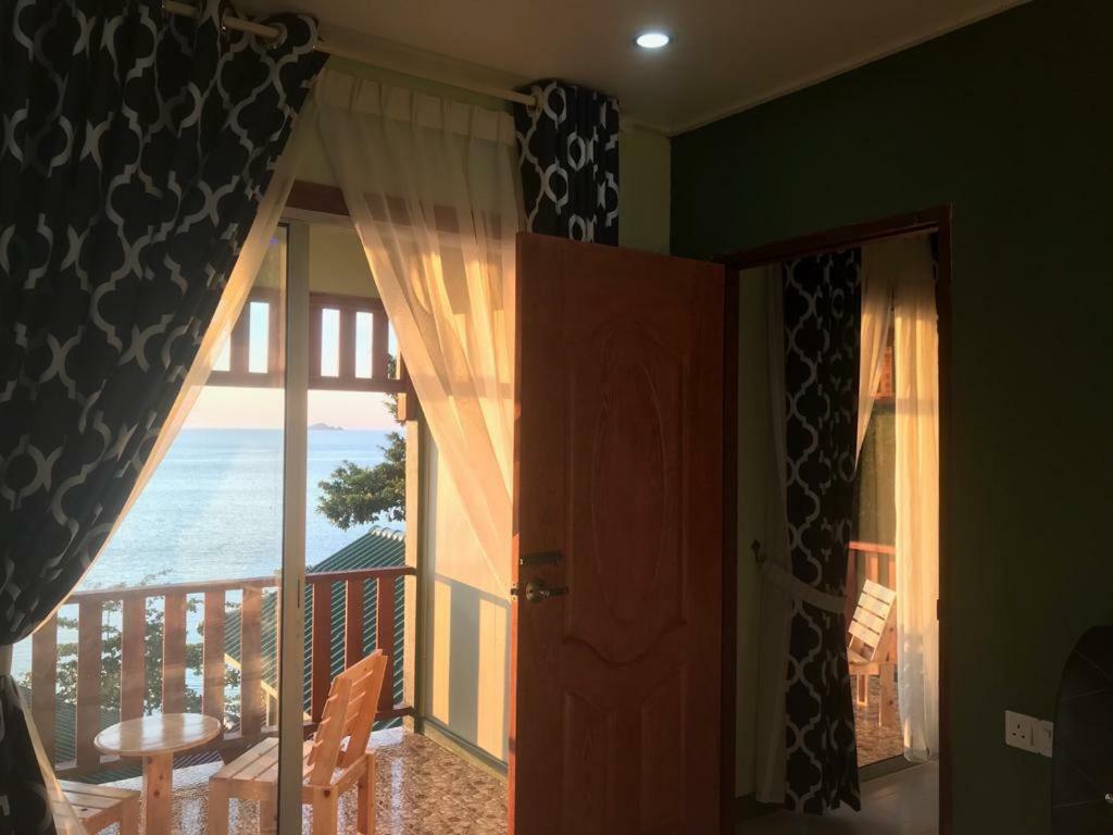 Perhentian Chomel Chalet Ngoại thất bức ảnh