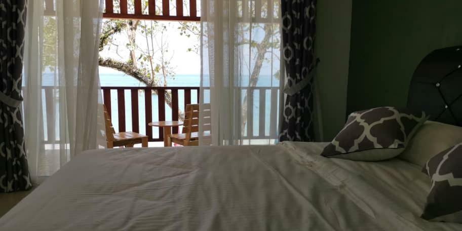 Perhentian Chomel Chalet Ngoại thất bức ảnh